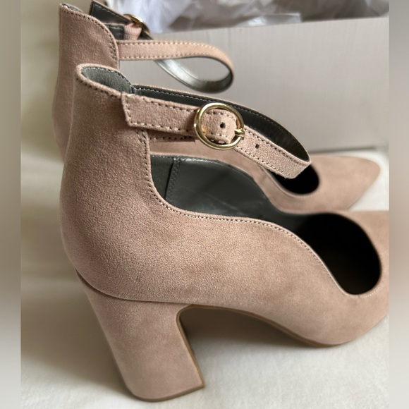 Nude Block Heels - Picture 2 of 8